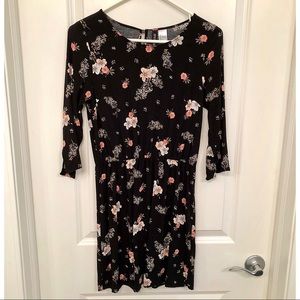 Floral Dress (NWOT) • H&M